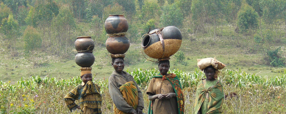 Women Batwa and the Land